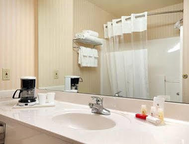 Super 8 By Wyndham Lowell/Bentonville/Rogers Area Kültér fotó